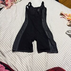 SPANX Black Sleeveless Bib Shorts